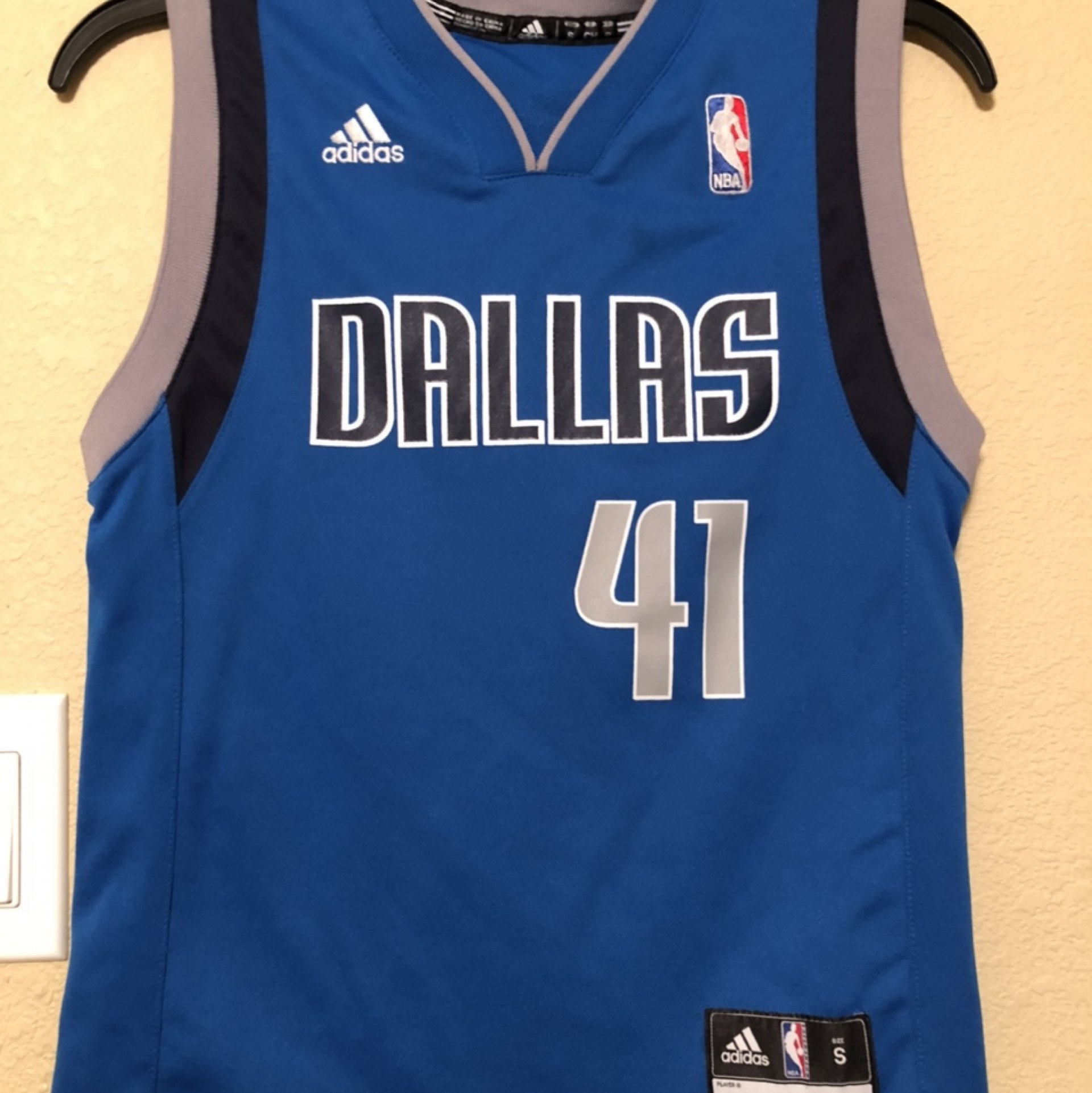 dirk nowitzki adidas jersey