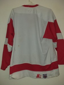 Detroit Red Wings size M
