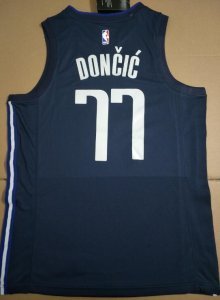 Luka Dončić - Dallas Mavericks *dark blue*