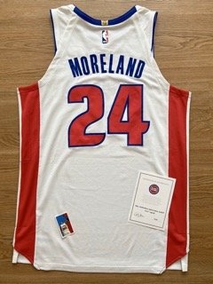 Eric Moreland Detroit Pistons COA Game Worn Used Jersey Nike NBA Jersey