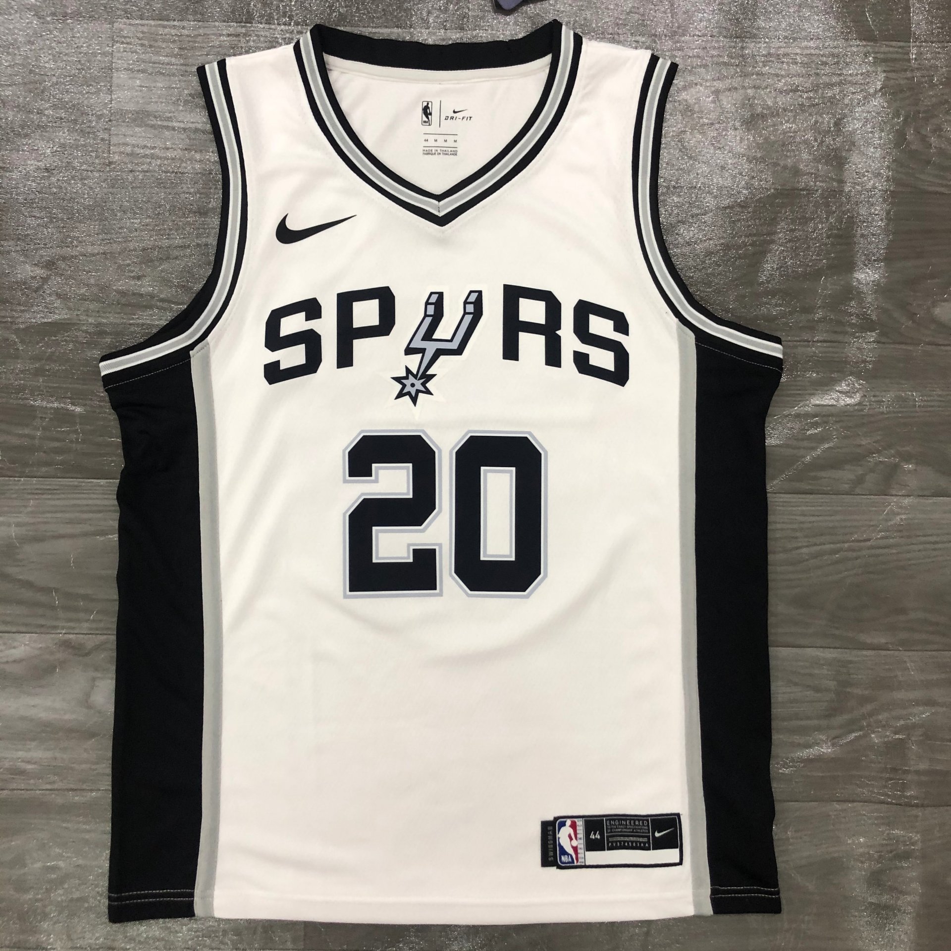 Manu Ginobili - San Antonio Spurs *White* - JerseyAve - Marketplace