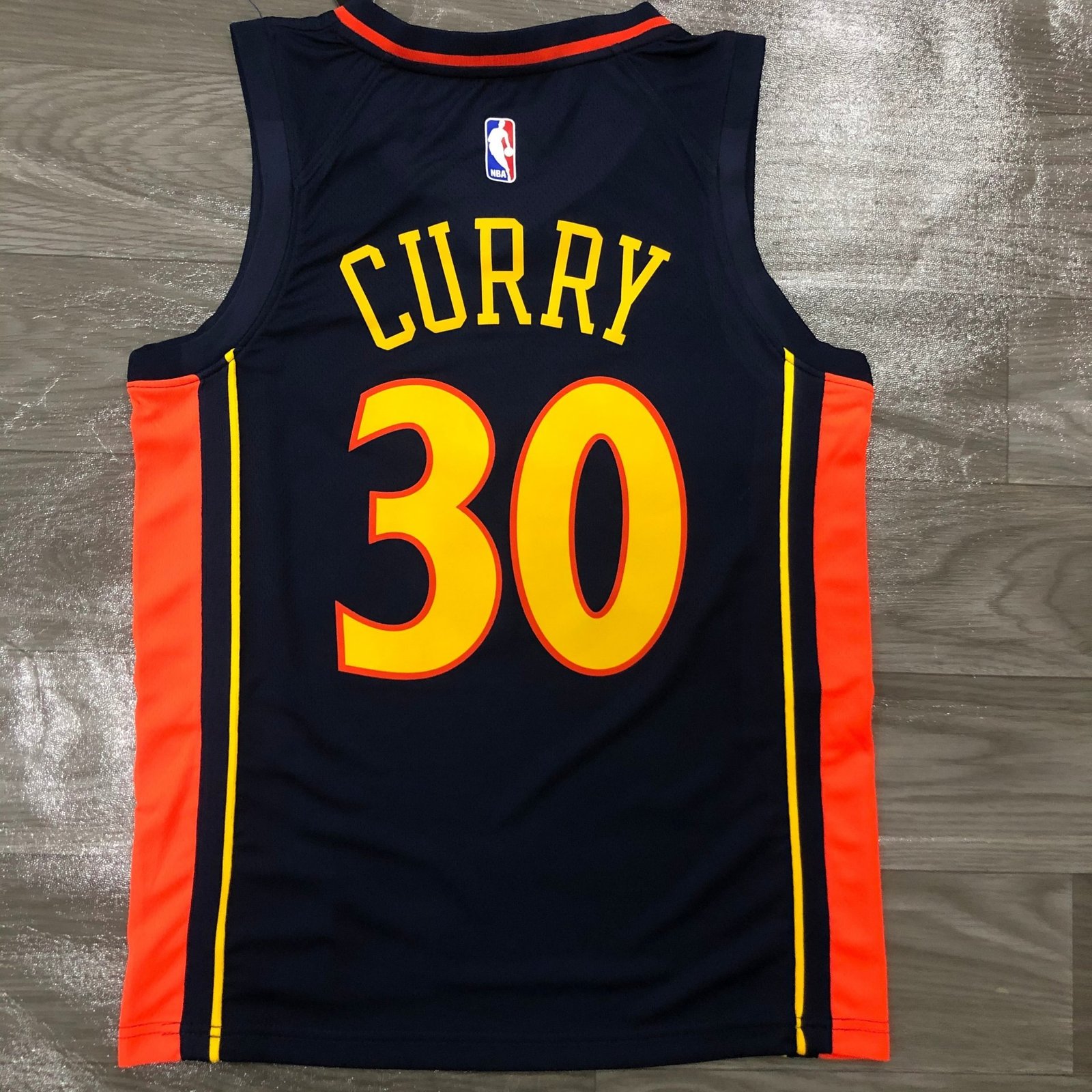 Golden State Warriors Stephen Curry #30 Nike - Retro style