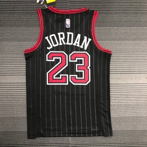 Michael Jordan - Chicago Bulls *Stripped*