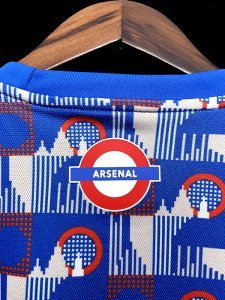 22-23 Arsenal x TfL blue training jersey