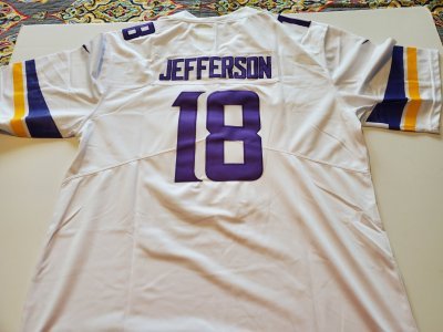 JUSTIN JEFFERSON MINNESOTA VIKINGS WHITE AWAY MEN XL JERSEY. NEW. STITCHED
