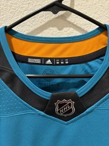 Sharks Jersey M (50)