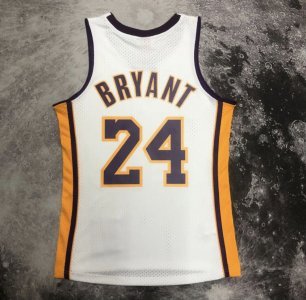 Kobe Bryant - Los Angeles Lakers *RETRO White*