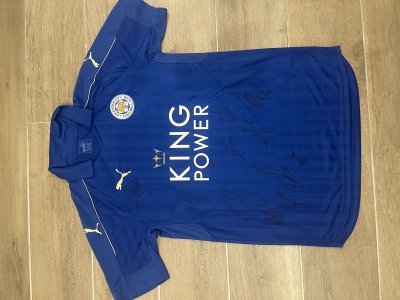 Exklusives Leicester City Trikot 2016/2017 mit Original-Unterschriften