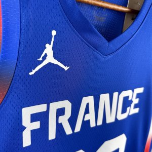 Victor Wembanyama - France Team *Blue* #32 Olympic Games