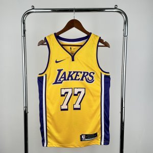 Lakers V-neck Yellow No. 77 Dongchi ć