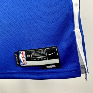 23rd season Warriors V-neck Blue No. 10 Butler