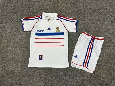 kids retro kit size 16-28