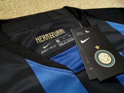Inter Milan - Blue and black stripes jersey