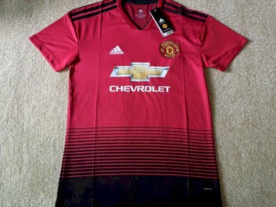 Manchester United - 2018 / 2019 season jersey