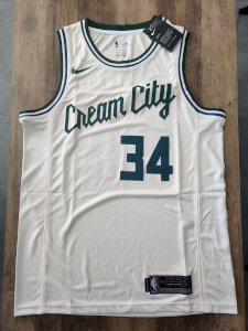 GIANNIS ANTETOKOUMPO MILWAUKEE BUCKS JERSEY