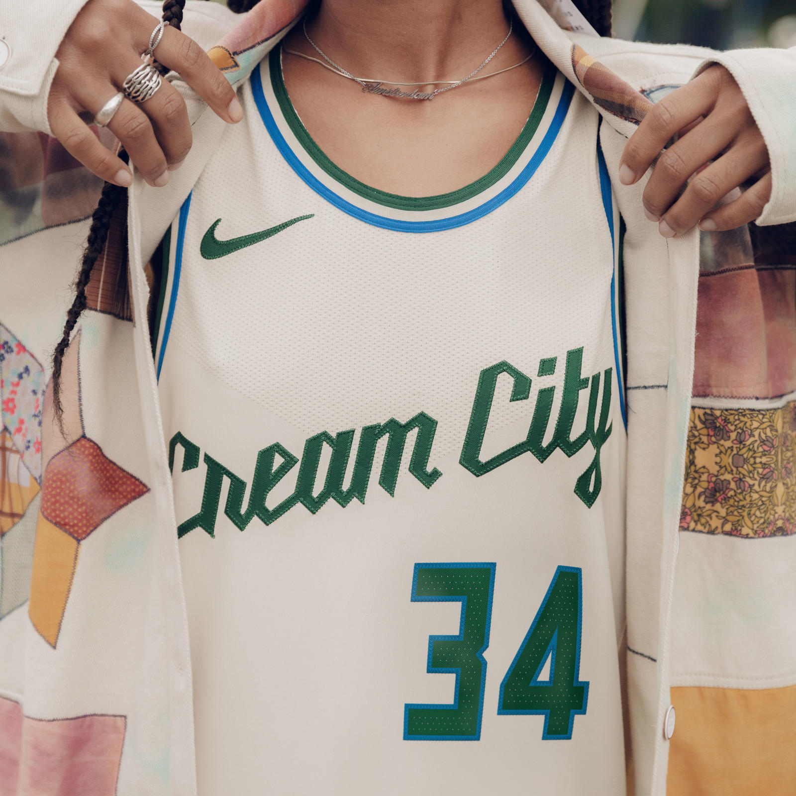 Milwaukee Bucks Cream City Edition